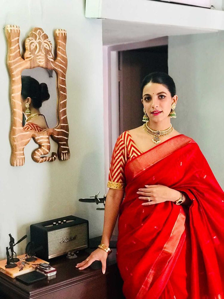 Katrina Kaif paints the town red in Tarun Tahiliani's saree with a  halter-neck blouse | Times of India